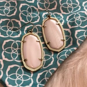 Kendra Scott Elle Earrings in Gold Mother of Pearl